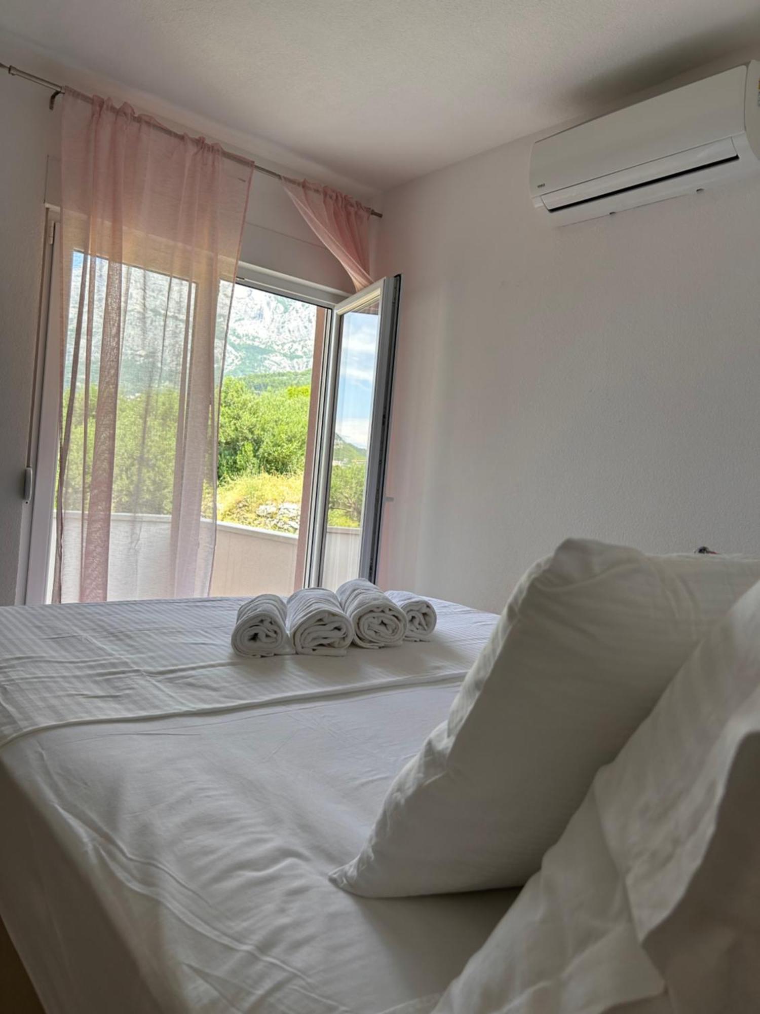 Apartments Herceg Makarska Eksteriør billede