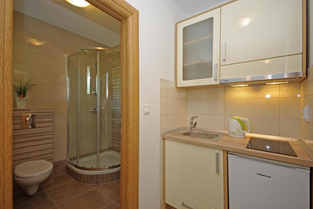 Apartments Herceg Makarska Eksteriør billede