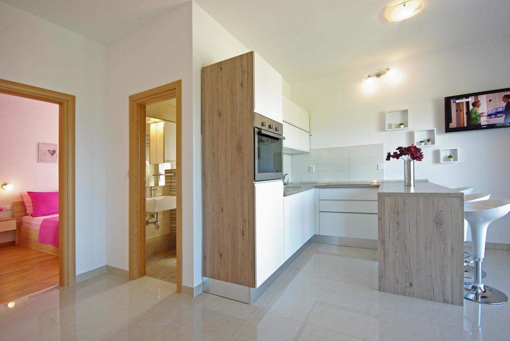 Apartments Herceg Makarska Eksteriør billede