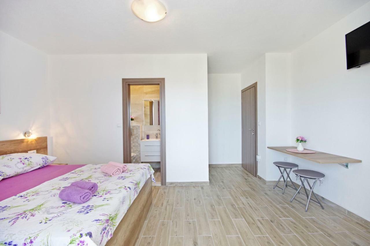 Apartments Herceg Makarska Eksteriør billede
