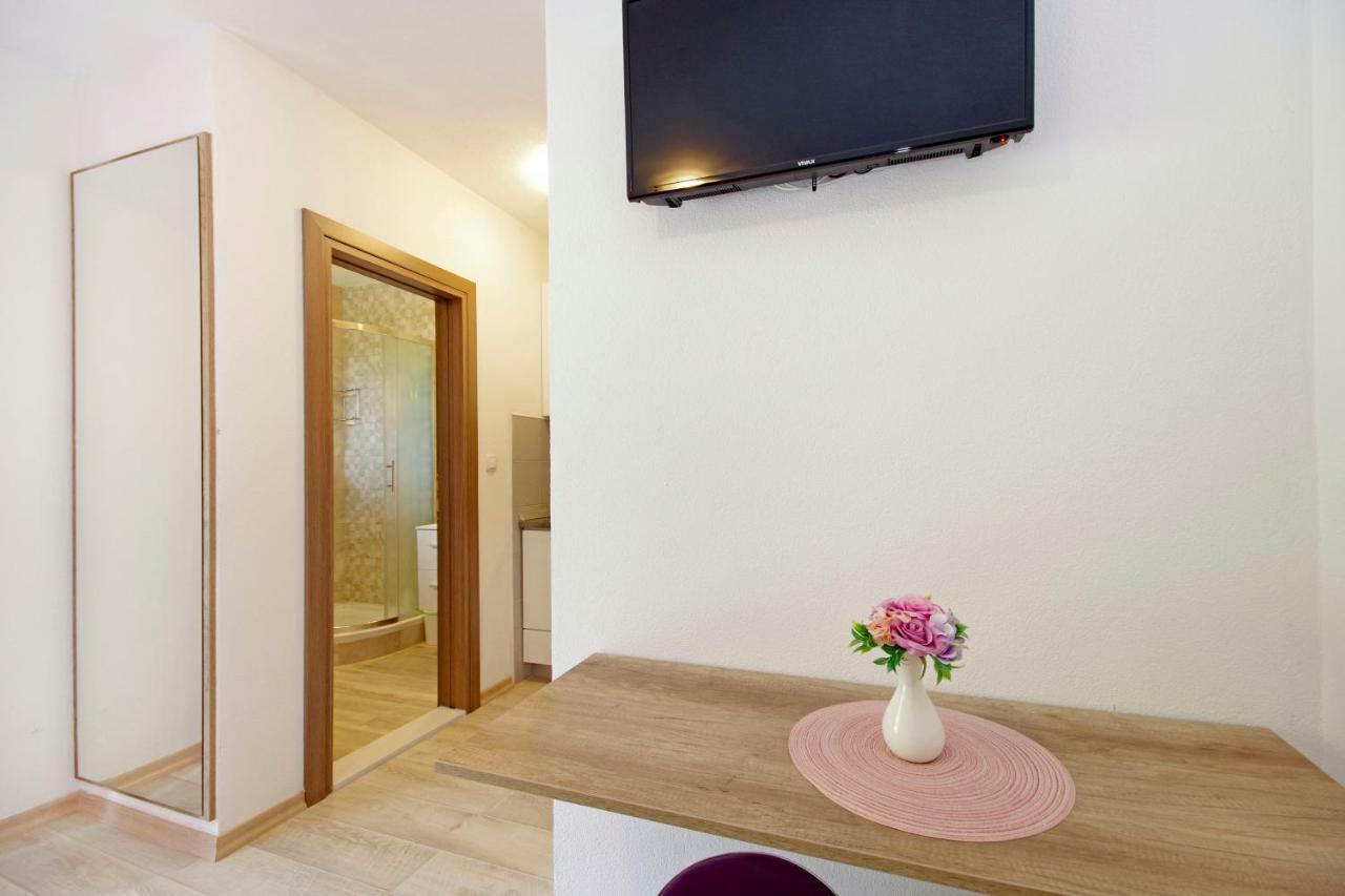 Apartments Herceg Makarska Eksteriør billede